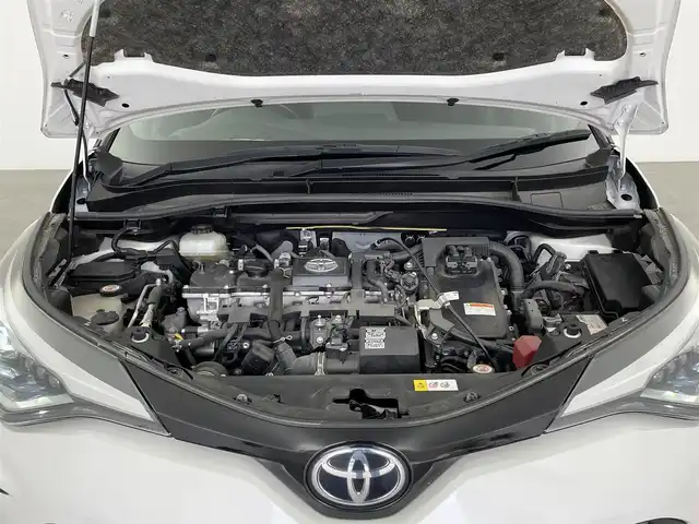 トヨタ Ｃ－ＨＲ S GRスポーツ 大分県 2019(令1)年 5.7万km ブラック/ホワイトパールクリスタルシャイン 2トーン ワンオーナー/トヨタセーフティセンス/純正SDナビ/AM/FM/USB/Bluetooth)/全方位カメラ/ハーフレザーシート/シートヒーター/ETC/レーダークルーズコントロール/ステアリングスイッチ/革巻きステアリング/電動パーキングブレーキ/LEDヘッドライト/オートハイビーム/オートライト/純正アルミホイール19インチ