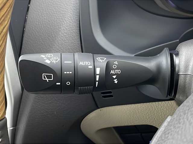 トヨタ ランドクルーザー プラド TX Lパッケージ 新潟県 2022(令4)年 1.9万km アティチュードブラックマイカ ディーラー純正9インチナビ/(NSZT-Y68T)/(CD.DVD.フルセグ.Bluetooth)/バックカメラ/20インチモデリスタホイール/フルエアロ/トヨタセーフティセンス/・プリクラッシュセーフティ/・レーンキープアシスト/・レーダークルーズコントロール/・オートマチックハイビーム/ウッドコンピステアリング/LEDオートライト/尾久rナプ/ベージュレザーシート/前席パワーシート・ベンチレーション/前後ドライブレコーダー/ビルトインETC/プッシュスタート/スマートキー×2/純正フロアマット
