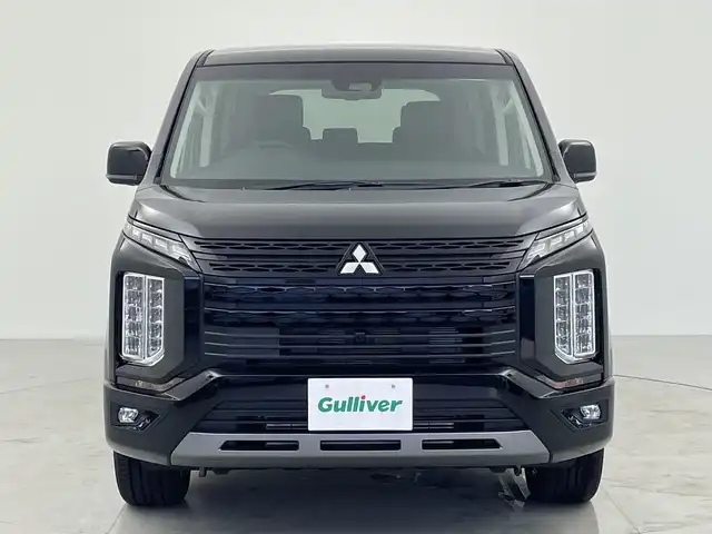 三菱 デリカＤ：５ シャモニー 愛知県 2025(令7)年 0.1万km未満 黒 登録済未使用車　9km/アルパイン11型ナビ(EX11NX)/・Bluetooth/・CD/DVD/・フルセグテレビ/・USB/HDMI接続/・SD音楽録音/全方位モニター/アルパイン12.8型フリップダウンモニター/両側パワースライドドア/レーダークルーズコントロール/衝突軽減ブレーキ/レーンキープアシスト/オートマチックハイビーム/ブラインドスポットモニター/ステアリングヒーター/シートヒーター/オートホールド/スペアキー