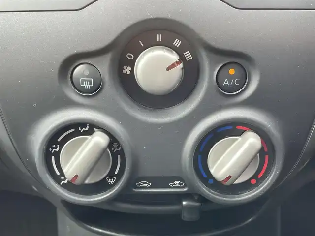 日産 ノート X 島根県 2012(平24)年 7.4万km スーパーブラック 純正ナビ/CD/ワンセグTV/スマートキー/スペアキー /プッシュスタート /アイドリングストップ/ETC/フロアマット/純正ドアバイザー/電動格納ミラー/ヘッドライトレベライザー