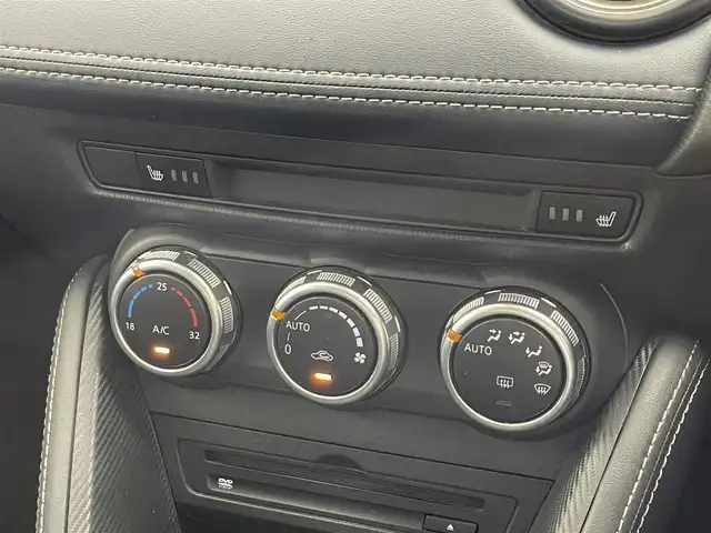 マツダ マツダ２ 15S プロアクティブ Sパッケージ 滋賀県 2020(令2)年 3.6万km ソウルレッドクリスタルM 純正SDナビ/【AM/FM/CD/DVD/Bluetooth/フルセグ】/バック/フロント/サイドカメラ/アラウンドビューカメラ/アイ・アクティブセンス/・横滑り防止装置/・車線逸脱防止装置/・誤発信抑制制御/・車間認識知支援システム/・交通標識認識システム/・リアクロストラフィックアラート/・ドライバーアテンションアラート/・ブラインドスポットモニター/クリアランスソナー/レーダークルーズコントロール/シートヒーター（D/N）/純正ビルトインETC/ドライブレコーダー/純正15インチアルミホイール/純正フロアマット/パドルシフト/プッシュスタート/ISOFIX/USB端子×2/電源ソケット×1/スペアキー×1/保証書/取扱説明書/ナビ取扱説明書
