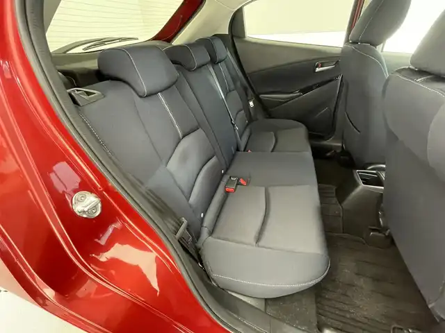 マツダ マツダ２ 15S プロアクティブ Sパッケージ 滋賀県 2020(令2)年 3.6万km ソウルレッドクリスタルM 純正SDナビ/【AM/FM/CD/DVD/Bluetooth/フルセグ】/バック/フロント/サイドカメラ/アラウンドビューカメラ/アイ・アクティブセンス/・横滑り防止装置/・車線逸脱防止装置/・誤発信抑制制御/・車間認識知支援システム/・交通標識認識システム/・リアクロストラフィックアラート/・ドライバーアテンションアラート/・ブラインドスポットモニター/クリアランスソナー/レーダークルーズコントロール/シートヒーター（D/N）/純正ビルトインETC/ドライブレコーダー/純正15インチアルミホイール/純正フロアマット/パドルシフト/プッシュスタート/ISOFIX/USB端子×2/電源ソケット×1/スペアキー×1/保証書/取扱説明書/ナビ取扱説明書