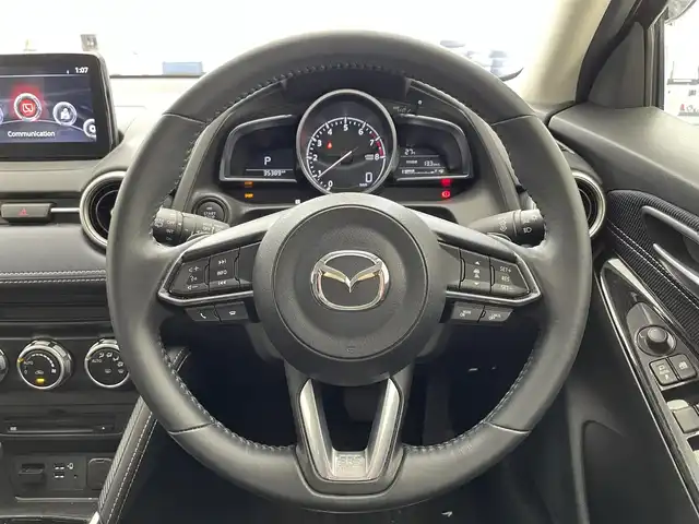 マツダ マツダ２ 15S プロアクティブ Sパッケージ 滋賀県 2020(令2)年 3.6万km ソウルレッドクリスタルM 純正SDナビ/【AM/FM/CD/DVD/Bluetooth/フルセグ】/バック/フロント/サイドカメラ/アラウンドビューカメラ/アイ・アクティブセンス/・横滑り防止装置/・車線逸脱防止装置/・誤発信抑制制御/・車間認識知支援システム/・交通標識認識システム/・リアクロストラフィックアラート/・ドライバーアテンションアラート/・ブラインドスポットモニター/クリアランスソナー/レーダークルーズコントロール/シートヒーター（D/N）/純正ビルトインETC/ドライブレコーダー/純正15インチアルミホイール/純正フロアマット/パドルシフト/プッシュスタート/ISOFIX/USB端子×2/電源ソケット×1/スペアキー×1/保証書/取扱説明書/ナビ取扱説明書
