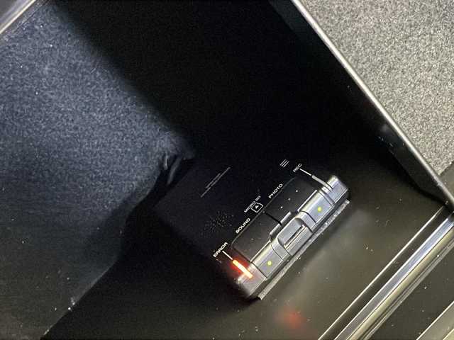 トヨタ アルファード S タイプゴールド 広島県 2020(令2)年 2.5万km スパークリングブラックパールクリスタルシャイン モデリスタエアロ/サンルーフ/プリクラッシュセーフティ/純正10.5インチメーカーオプションナビ/JBLプレミアムサウンド/パノラミックビューモニター/革巻きステアリング/ステアリングリモコン/駐車アシスト機能/デジタルインナーミラー/TRD19インチAW/レーントレーシングアラート/ブラインドスポットモニター/パワーバックドア/オットマン/レーダークルーズコントロール/両側パワースライドドア/ビルトインETC2.0/バニティランプ/LEDライト/フォグライト /オートライト