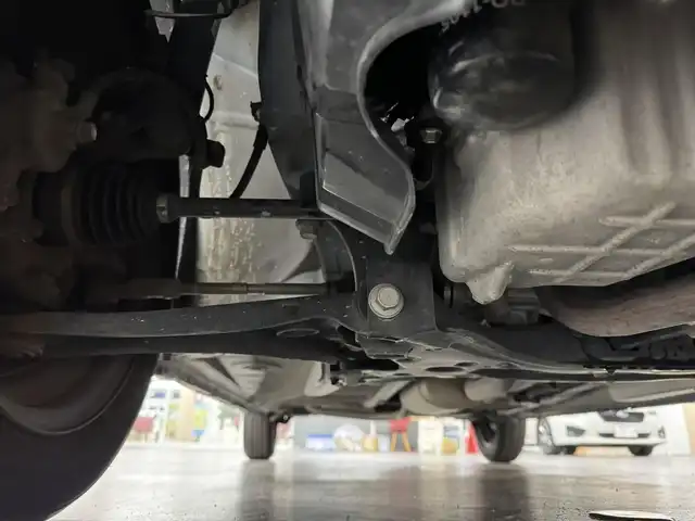 スズキ ラパン モード 三重県 2019(令1)年 5.8万km ノクターンブルーパール/ホワイト 2トーンルーフ ガソリン/FF/インパネCVT/純正 8インチナビ AVIC-RLS901/（CD/DVD/MSV/SD/FM/AM/TV/Bluetooth/iPod/USB/AUX）/【OP】全方位モニター/ドライブレコーダー 前後/ビルトインETC/安全装備/・デュアルカメラブレーキサポート/・車線逸脱警報機能/・ふらつき警報機能/・誤発進抑制機能/・後方誤発進抑制機能/・リヤパーキングセンサー/・後退時ブレーキサポート/・標識認識機能（車両進入禁止、はみ出し通行禁止、最高速度、一時停止）/・ハイビームアシスト/装備/・シートヒーター（D/N）/・オートエアコン/・オートライトシステム/・キセノンヘッドライト（ロービーム）/・プッシュスタート/・ステアリングスイッチ/・電動格納ドアミラー/・純正ホイールキャップ＆14インチスチールホイール/・スマートキーx2/など