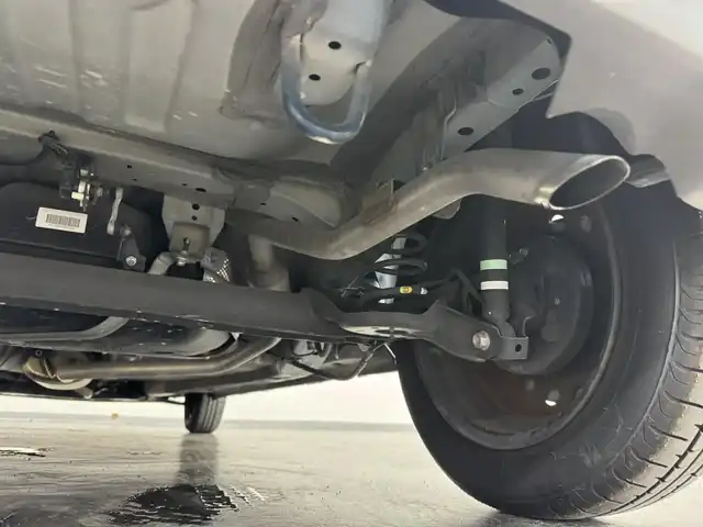 スズキ ラパン モード 三重県 2019(令1)年 5.8万km ノクターンブルーパール/ホワイト 2トーンルーフ ガソリン/FF/インパネCVT/純正 8インチナビ AVIC-RLS901/（CD/DVD/MSV/SD/FM/AM/TV/Bluetooth/iPod/USB/AUX）/【OP】全方位モニター/ドライブレコーダー 前後/ビルトインETC/安全装備/・デュアルカメラブレーキサポート/・車線逸脱警報機能/・ふらつき警報機能/・誤発進抑制機能/・後方誤発進抑制機能/・リヤパーキングセンサー/・後退時ブレーキサポート/・標識認識機能（車両進入禁止、はみ出し通行禁止、最高速度、一時停止）/・ハイビームアシスト/装備/・シートヒーター（D/N）/・オートエアコン/・オートライトシステム/・キセノンヘッドライト（ロービーム）/・プッシュスタート/・ステアリングスイッチ/・電動格納ドアミラー/・純正ホイールキャップ＆14インチスチールホイール/・スマートキーx2/など