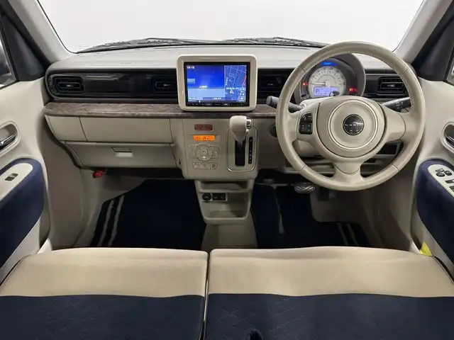 スズキ ラパン モード 三重県 2019(令1)年 5.8万km ノクターンブルーパール/ホワイト 2トーンルーフ ガソリン/FF/インパネCVT/純正 8インチナビ AVIC-RLS901/（CD/DVD/MSV/SD/FM/AM/TV/Bluetooth/iPod/USB/AUX）/【OP】全方位モニター/ドライブレコーダー 前後/ビルトインETC/安全装備/・デュアルカメラブレーキサポート/・車線逸脱警報機能/・ふらつき警報機能/・誤発進抑制機能/・後方誤発進抑制機能/・リヤパーキングセンサー/・後退時ブレーキサポート/・標識認識機能（車両進入禁止、はみ出し通行禁止、最高速度、一時停止）/・ハイビームアシスト/装備/・シートヒーター（D/N）/・オートエアコン/・オートライトシステム/・キセノンヘッドライト（ロービーム）/・プッシュスタート/・ステアリングスイッチ/・電動格納ドアミラー/・純正ホイールキャップ＆14インチスチールホイール/・スマートキーx2/など