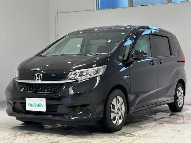 ホンダ フリード ハイブリット G ホンダセンシング 宮城県 2019(令1)年 2.5万km クリスタルブラックパール ワンオーナー/ホンダセンシング/・衝突軽減ブレーキ/・アダプティブクルーズコントロール/・誤発進抑制機能/・後方誤発進抑制機能/・歩行者事故低減ステアリング/・先行者発進お知らせ機能/・標識認識機能/・路外逸脱抑制機能/・車線維持支援システム/MTモード付きAT/プッシュスタート/両側パワースライドドア/オートリトラミラー/SDナビ/フルセグTV/バックカメラ/Bluetooth、CD、DVD/LEDヘッドライト/フォグランプ/オートライト/ヒートシーター/純正フロアマット/純正アルミホイール/センターテーブル/ウォークスルー/ドライブレコーダー/ETC/ドアバイザー