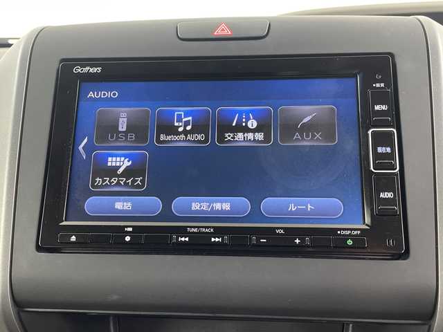 ホンダ フリード ハイブリット G ホンダセンシング 埼玉県 2019(令1)年 2.6万km クリスタルブラックパール 純正ナビ　VXM-204VFi/(Bluetooth/CD/DVD/USB/AM/FM)/地デジフルセグ/バックカメラ/前後ドライブレコーダー/ETC/アダプティブクルーズコントロール/車線逸脱警報/衝突軽減ブレーキ/先行車発進お知らせ機能/標識認識機能/運転席・助手席シートヒーター/ロールサンシェード/両側パワースライドドア/プッシュスタート/ステアリングリモコン/ウィンカーミラー/純正フロアマット/純正ドアバイザー