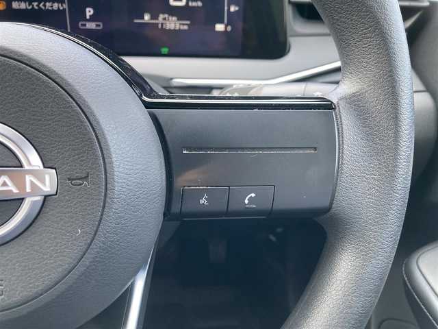 日産 ノート X 愛媛県 2022(令4)年 1.2万km ダークメタルグレー 純正9インチメモリナビ/(CD/DVD/BT/フルセグTV)/衝突被害軽減システム/車線逸脱警報/横滑り防止装置/ETC/ドライブレコーダー/オートライト/ウィンカーミラー/電動格納ミラー/プッシュスタート/スマートキー/フロアマット/ドアバイザー/取扱説明書