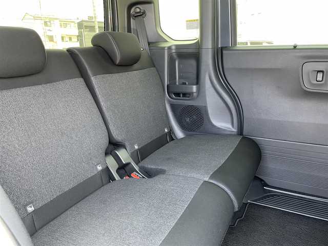 ホンダ Ｎ ＢＯＸ カスタム 石川県 2024(令6)年 0.1万km メテオロイドグレーメタリック 純正9型ナビ/フルセグTV/バックカメラ/LEDヘッドライト/ビルトインETC/ドライブレコーダー/シートヒーター/パワースライドドア/ホンダセンシング/レーダークルーズ/純正アルミホイール/レーンキープ/スマートキー/プッシュスタート/保証書