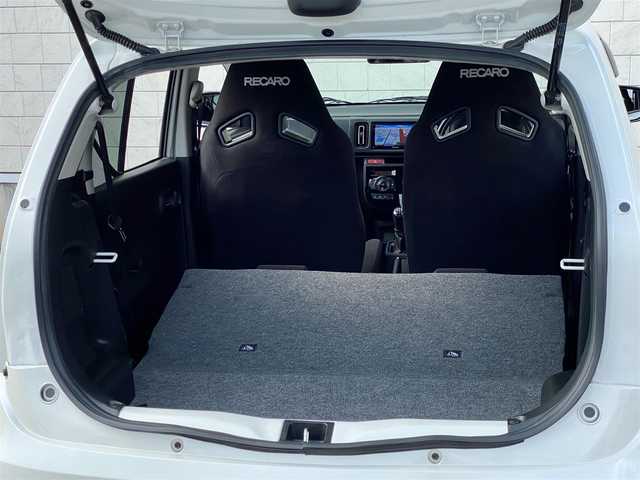 スズキ アルト ワークス 岐阜県 2016(平28)年 9.5万km パールホワイト ワンオーナー/社外SDナビ//bluetooth/フルセグテレビ/CD/DVD/USB/前後Cellstarドライブレコーダー/バックカメラ/ドアバイザー/プッシュスタート/ビルトインETC/HIDヘッドランプ/前席RECAROシート/フルタイム4WD/ASSURAセーフティレーダー/ALPINEスピーカー/RSR車高調/スペアキー×1