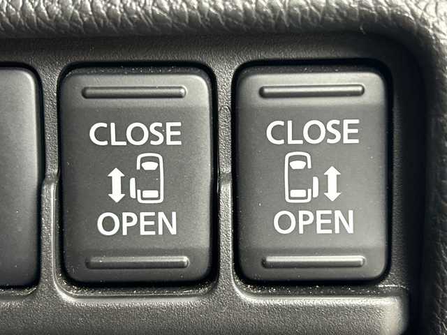 日産 デイズ ルークス HWS X Vセレクション 三重県 2019(令1)年 1.5万km オーシャンブルーP /禁煙車//エマージェンシーブレーキ//純正SDナビ//BT/CD/DVD/フルセグ//アラウンドビューモニター//両側パワースライドドア//HIDオートライト//ハーフレザーシート//純正15インチアルミホイール//アイドリングストップ//スマートキー//ETC