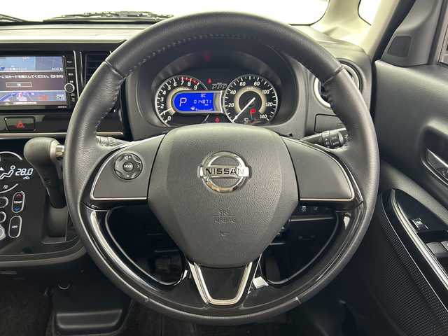 日産 デイズ ルークス HWS X Vセレクション 三重県 2019(令1)年 1.5万km オーシャンブルーP /禁煙車//エマージェンシーブレーキ//純正SDナビ//BT/CD/DVD/フルセグ//アラウンドビューモニター//両側パワースライドドア//HIDオートライト//ハーフレザーシート//純正15インチアルミホイール//アイドリングストップ//スマートキー//ETC