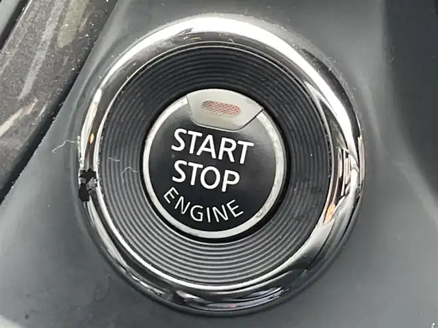 日産 スカイライン 200GT－t タイプP 愛知県 2014(平26)年 9.2万km パール 純正ナビ/・Bluetooth/・FM/AM/・TVフルセグ/・CD/・iPod/・AUX/DCA/LDP/BSI/エマージェンシーブレーキ/レーダークルーズコントロール/アラウンドビューモニター/ステアリングスイッチ/アイドリングストップ/パワーシート/シートヒーター/LEDライト/純正17インチAW/純正フロアマット/ドアバイザー