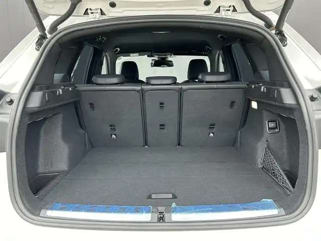 ＢＭＷ Ｘ１ xDrive 18d Mスポーツ 道東・釧路十勝 2022(令4)年 3.7万km アルピンホワイトⅢ ワンオーナー/アドバンスド・アクティブ・セーフティ・パッケージ/　ドライビング・アシスト・プラス/　アクティブクルーズコントロール/コンフォートパッケージ/　スライディング・リヤ・シート/　ワイヤレス・チャージング/　M シートベルト/ヘッドアップディスプレイ/純正ナビ/　BT/USB/Type-C/バックカメラ/ミラーETC/前後ドライブレコーダー/ハーフレザーシート/前席パワーシート/オートマチック・テールゲート/純正19インチAW/純正フロアマット/取扱説明書/保証書