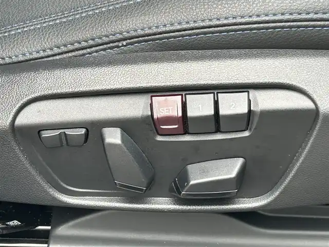 ＢＭＷ Ｘ１ xDrive 18d Mスポーツ 道東・釧路十勝 2022(令4)年 3.7万km アルピンホワイトⅢ ワンオーナー/アドバンスド・アクティブ・セーフティ・パッケージ/　ドライビング・アシスト・プラス/　アクティブクルーズコントロール/コンフォートパッケージ/　スライディング・リヤ・シート/　ワイヤレス・チャージング/　M シートベルト/ヘッドアップディスプレイ/純正ナビ/　BT/USB/Type-C/バックカメラ/ミラーETC/前後ドライブレコーダー/ハーフレザーシート/前席パワーシート/オートマチック・テールゲート/純正19インチAW/純正フロアマット/取扱説明書/保証書