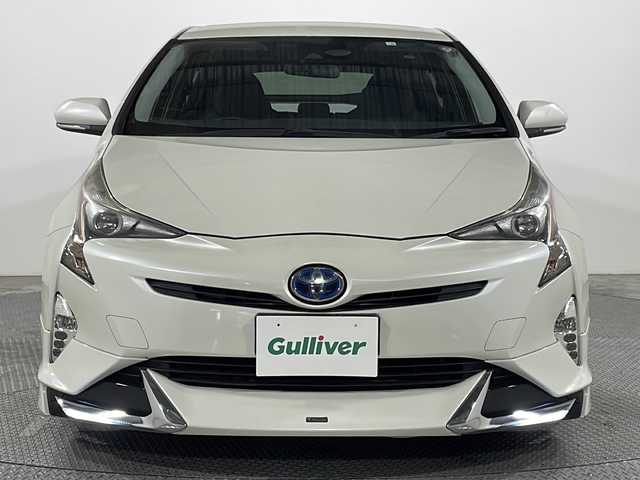トヨタ プリウス S 広島県 2016(平28)年 5.1万km ホワイトパールクリスタルシャイン 禁煙車/純正ナビ/フロントモデリスタエアロ/バックカメラ/レーダークルーズコントロール/ETC/オートマチックハイビーム/衝突被害軽減/レーンキープアシスト/ＬＥＤヘッドライト/フォグランプ/純正15インチアルミホイール(195/65/R15)/エアバッグ(運転席/助手席/サイド/カーテン)