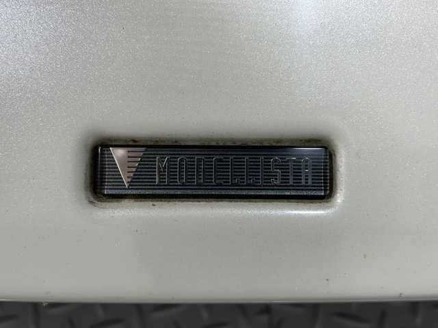 トヨタ プリウス S 広島県 2016(平28)年 5.1万km ホワイトパールクリスタルシャイン 禁煙車/純正ナビ/フロントモデリスタエアロ/バックカメラ/レーダークルーズコントロール/ETC/オートマチックハイビーム/衝突被害軽減/レーンキープアシスト/ＬＥＤヘッドライト/フォグランプ/純正15インチアルミホイール(195/65/R15)/エアバッグ(運転席/助手席/サイド/カーテン)