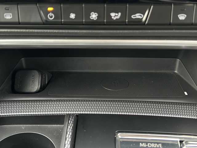 マツダ ＣＸ－６０ XD Lパッケージ 三重県 2023(令5)年 3.5万km ロジウムホワイトプレミアムメタリック 純正ナビ/全周囲カメラ/ワイヤレス充電/本革/レーダークルーズコントロール/純正フロアマット/BSM/LEDヘッドライト/前席パワーシート/全席シートヒーター/前後コーナーセンサー/パワーバックドア/ビルトインETC/ハンドルヒーター/オートハイビーム/電動格納ミラー/禁煙車