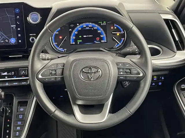 トヨタ ノア ハイブリッド S－Z 埼玉県 2022(令4)年 1.5万km ホワイトパールクリスタルシャイン 純正ディスプレイオーディオ　フリップダウンモニター　ユニバーサルステップ　バックカメラ　ＤＶＤ再生　　セーフティセンス　レーダークルーズ　前後ドラレコ　シートヒーター　ＨＤＭＩ　ＡＣ１００Ｖ　ＬＥＤ