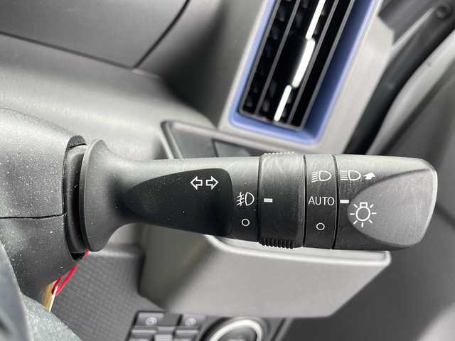 ダイハツ タント カスタム RS 新潟県 2020(令2)年 1.4万km パール ワンオーナー/純正メモリナビ/(BT/AM/FM/CD/DVD/フルセグTV/)/4WD/両側パワースライドドア/ハーフレザーシート/シートヒーター(前席)/全周囲カメラ/バックカメラ/ドライブレコーダー/ETC/純正15インチアルミホイール/純正フロアマット/ABS/横滑り防止装置/衝突被害軽減システム/盗難防止装置