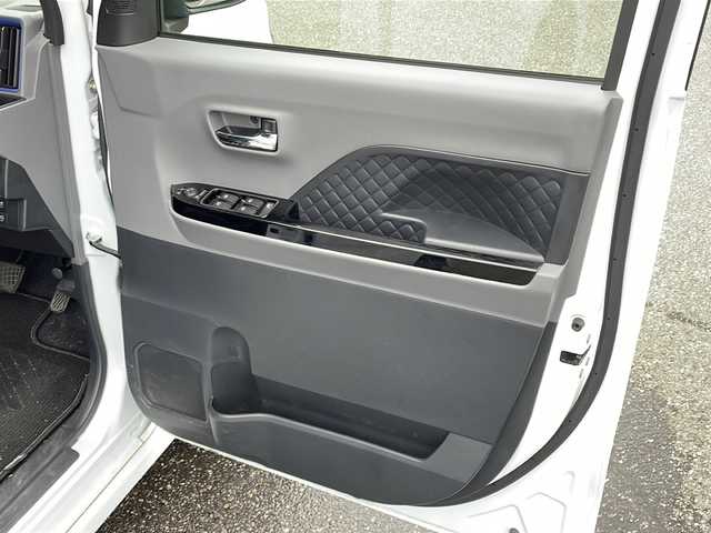 ダイハツ タント カスタム RS 新潟県 2020(令2)年 1.4万km パール ワンオーナー/純正メモリナビ/(BT/AM/FM/CD/DVD/フルセグTV/)/4WD/両側パワースライドドア/ハーフレザーシート/シートヒーター(前席)/全周囲カメラ/バックカメラ/ドライブレコーダー/ETC/純正15インチアルミホイール/純正フロアマット/ABS/横滑り防止装置/衝突被害軽減システム/盗難防止装置