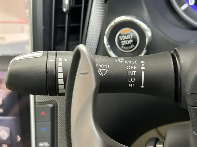 日産 スカイライン 200GT－t タイプSP 茨城県 2016(平28)年 3.9万km ラディアントレッド 純正コネクトナビゲーションシステム/フルセグTV/アラウンドビューモニター/全方位運転支援システム/ビルトインETC/LEDヘッドランプ/フォグランプ/オートライト/純正19インチアルミ/革巻きステアリング/パドルシフト/左右独立温度調整オートエアコン/ベージュ革シート/パワーシート/シートヒーター/メモリーシート/インテリジェントキー/プッシュエンジンスターター