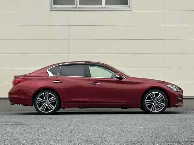 日産 スカイライン 200GT－t タイプSP 茨城県 2016(平28)年 3.9万km ラディアントレッド 純正コネクトナビゲーションシステム/フルセグTV/アラウンドビューモニター/全方位運転支援システム/ビルトインETC/LEDヘッドランプ/フォグランプ/オートライト/純正19インチアルミ/革巻きステアリング/パドルシフト/左右独立温度調整オートエアコン/ベージュ革シート/パワーシート/シートヒーター/メモリーシート/インテリジェントキー/プッシュエンジンスターター