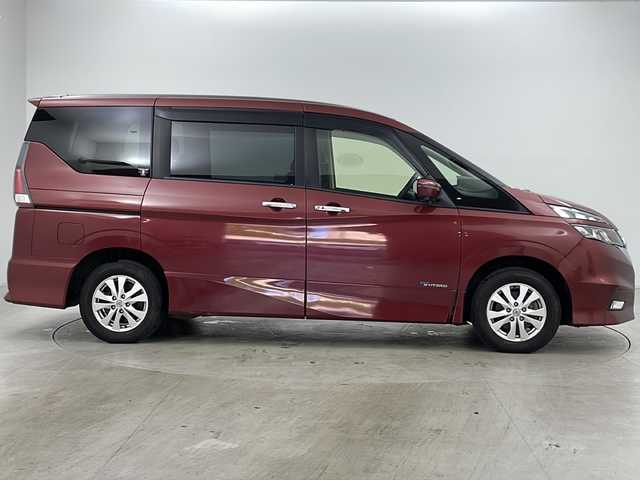 日産 セレナ ハイウェイスター 道央・札幌 2016(平28)年 7.7万km マルーンレッド ・４WD/・純正９インチナビ（CD/DVD/BT）/・全方位カメラ/・純正フリップダウンモニター/・デジタルインナーミラー/・プロパイロット/・エマージェンシーブレーキ/・前席シートヒーター /・両側パワースライドドア/・横滑り防止/・コーナーセンサー/・パーキングアシスト/・ビルトインETC/・純正ドライブレコーダー/・アイドリングストップ/・スマートキー/・プッシュスタート/・純正フロアマット