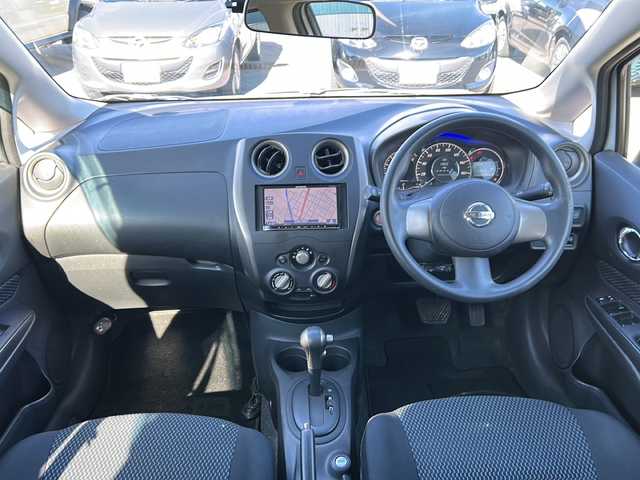 日産 ノート X DIG－S 茨城県 2012(平24)年 10.3万km ブリリアントホワイトパール 社外メモリナビ【AVIC-MRZ07】/(ワンセグTV・CD・DVD・BT・地デジTV)/ETC/ドライブレコーダー/ハロゲンライト/スマートキー/スペアキー/取扱説明書/保証書