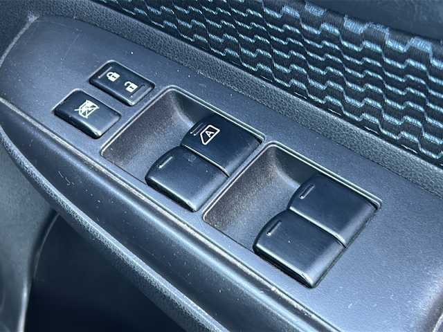 日産 ノート X DIG－S 茨城県 2012(平24)年 10.3万km ブリリアントホワイトパール 社外メモリナビ【AVIC-MRZ07】/(ワンセグTV・CD・DVD・BT・地デジTV)/ETC/ドライブレコーダー/ハロゲンライト/スマートキー/スペアキー/取扱説明書/保証書