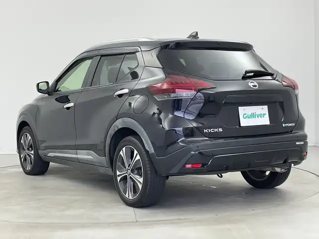 日産 キックス X 新潟県 2020(令2)年 5万km ピュアブラック ワンオーナー/プロパイロット/10インチディスプレイオーディオ/衝突被害軽減ブレーキ/レーンキープアシスト/レーダークルーズコントロール/前後コーナーセンサー/ハーフレザーシート/前席シートヒーター/ステアリングヒーター/LEDヘッドライト/横滑り防止装置/オートライト