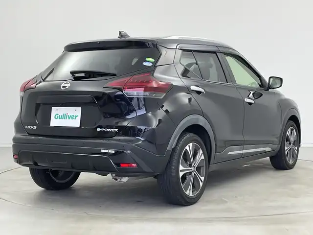 日産 キックス X 新潟県 2020(令2)年 5万km ピュアブラック ワンオーナー/プロパイロット/10インチディスプレイオーディオ/衝突被害軽減ブレーキ/レーンキープアシスト/レーダークルーズコントロール/前後コーナーセンサー/ハーフレザーシート/前席シートヒーター/ステアリングヒーター/LEDヘッドライト/横滑り防止装置/オートライト