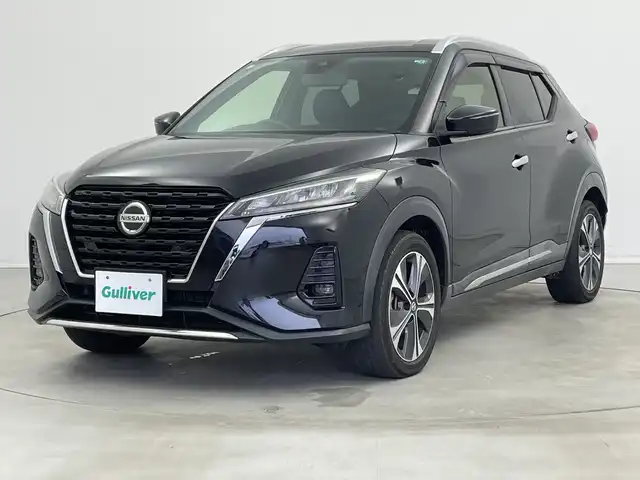 日産 キックス X 新潟県 2020(令2)年 5万km ピュアブラック ワンオーナー/プロパイロット/10インチディスプレイオーディオ/衝突被害軽減ブレーキ/レーンキープアシスト/レーダークルーズコントロール/前後コーナーセンサー/ハーフレザーシート/前席シートヒーター/ステアリングヒーター/LEDヘッドライト/横滑り防止装置/オートライト
