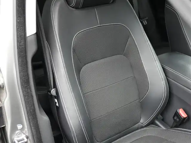 ジャガー Ｆペース R－スポーツ 静岡県 2017(平29)年 5.1万km シルバー ワンオーナー/軽減ブレーキ　車線逸脱警告/ＩＮＣＯＮＴＲＯＬ　ＴＯＵＣＨ　ＰＲＯナビフルセグＴＶＢｌｕｅｔｏｏｔｈ/全方位カメラ/デジタルメータークラスター/MERIDIANサラウンド/ハーフレザーシート　シートヒーター/パワーバックドア/アダプティブLEDヘッドライト/ヒルアシスト/ETC