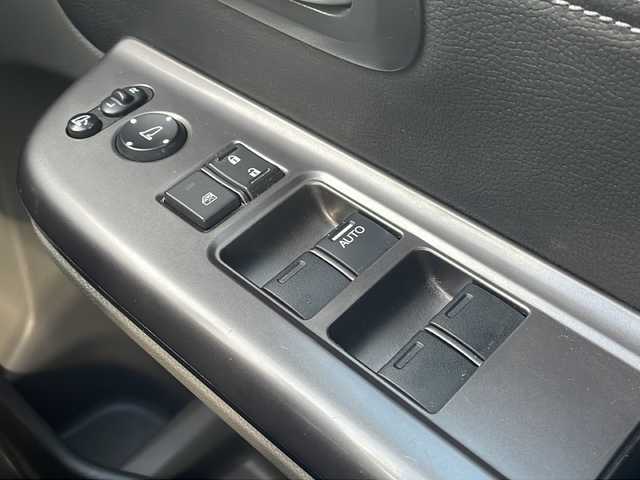 ホンダ フリード G ホンダセンシング 広島県 2017(平29)年 6.1万km コバルトブルーパール 禁煙車/ホンダセンシング/・衝突軽減ブレーキ〈CMBS〉/・誤発進抑制機能/・ACC〈アダプティブ・クルーズ・コントロール〉/・LKAS〈車線維持支援システム〉/・歩行者事故低減ステアリング/・路外逸脱抑制機能/・先行車発進お知らせ機能/・標識認識機能/Sパッケージ/・本革巻ステアリングホイール/・コンビシート&専用インテリア/・シートバックアッパーポケット/・LEDヘッドライト＋LEDアクティブコーナリングライト/Cパッケージ/・プラズマクラスター技術搭載エアコン/・ロールサンシェイド/・IRカット〈遮熱〉/UVカット機能付フロントウインドウガラス+IRカット〈遮熱〉/スーパーUVカットフロントドアガラス/・コンフォートビューパッケージ（親水/ヒーテッドドアミラー＋熱線入りフロントウインドウ＋フロントドア撥水ガラス）/社外ナビ（CN-RE04D）/・フルセグ/CD/DVD/Bluetooth/SD/バックカメラ/ETC/スマートキー/プッシュスタート/スペアキー