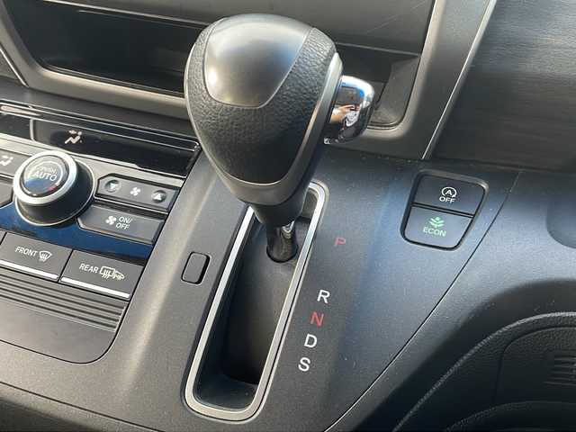 ホンダ フリード G ホンダセンシング 広島県 2017(平29)年 6.1万km コバルトブルーパール 禁煙車/ホンダセンシング/・衝突軽減ブレーキ〈CMBS〉/・誤発進抑制機能/・ACC〈アダプティブ・クルーズ・コントロール〉/・LKAS〈車線維持支援システム〉/・歩行者事故低減ステアリング/・路外逸脱抑制機能/・先行車発進お知らせ機能/・標識認識機能/Sパッケージ/・本革巻ステアリングホイール/・コンビシート&専用インテリア/・シートバックアッパーポケット/・LEDヘッドライト＋LEDアクティブコーナリングライト/Cパッケージ/・プラズマクラスター技術搭載エアコン/・ロールサンシェイド/・IRカット〈遮熱〉/UVカット機能付フロントウインドウガラス+IRカット〈遮熱〉/スーパーUVカットフロントドアガラス/・コンフォートビューパッケージ（親水/ヒーテッドドアミラー＋熱線入りフロントウインドウ＋フロントドア撥水ガラス）/社外ナビ（CN-RE04D）/・フルセグ/CD/DVD/Bluetooth/SD/バックカメラ/ETC/スマートキー/プッシュスタート/スペアキー