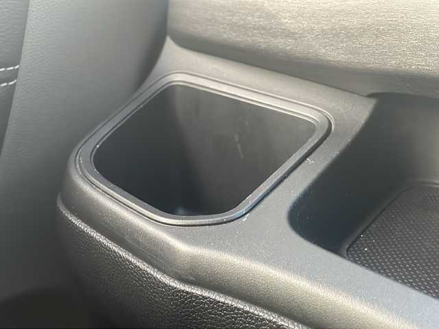 ホンダ フリード G ホンダセンシング 広島県 2017(平29)年 6.1万km コバルトブルーパール 禁煙車/ホンダセンシング/・衝突軽減ブレーキ〈CMBS〉/・誤発進抑制機能/・ACC〈アダプティブ・クルーズ・コントロール〉/・LKAS〈車線維持支援システム〉/・歩行者事故低減ステアリング/・路外逸脱抑制機能/・先行車発進お知らせ機能/・標識認識機能/Sパッケージ/・本革巻ステアリングホイール/・コンビシート&専用インテリア/・シートバックアッパーポケット/・LEDヘッドライト＋LEDアクティブコーナリングライト/Cパッケージ/・プラズマクラスター技術搭載エアコン/・ロールサンシェイド/・IRカット〈遮熱〉/UVカット機能付フロントウインドウガラス+IRカット〈遮熱〉/スーパーUVカットフロントドアガラス/・コンフォートビューパッケージ（親水/ヒーテッドドアミラー＋熱線入りフロントウインドウ＋フロントドア撥水ガラス）/社外ナビ（CN-RE04D）/・フルセグ/CD/DVD/Bluetooth/SD/バックカメラ/ETC/スマートキー/プッシュスタート/スペアキー