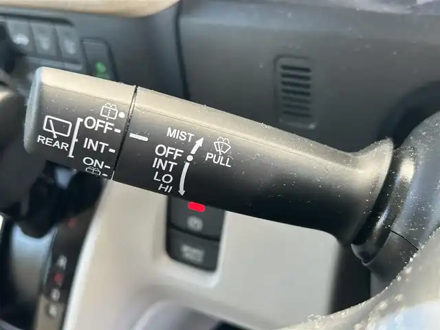 ホンダ Ｎ ＢＯＸ 埼玉県 2024(令6)年 0.4万km プラチナホワイトパール 登録時3589km/純正ナビ（フルセグTV/AM/FM/BT）/バックカメラ/両側パワースライドドア/前席シートヒーター/クルーズコントロール追従有/レーンキープアシスト/コーナーセンサー前後/オートブレーキホールド/純正前後ドライブレコーダー/純正LEDヘッドライト/純正フロアマット/USB入力端子/Aストップ/Pスタート/スマートキー/スペアキー1本/保証書/車両取扱説明書