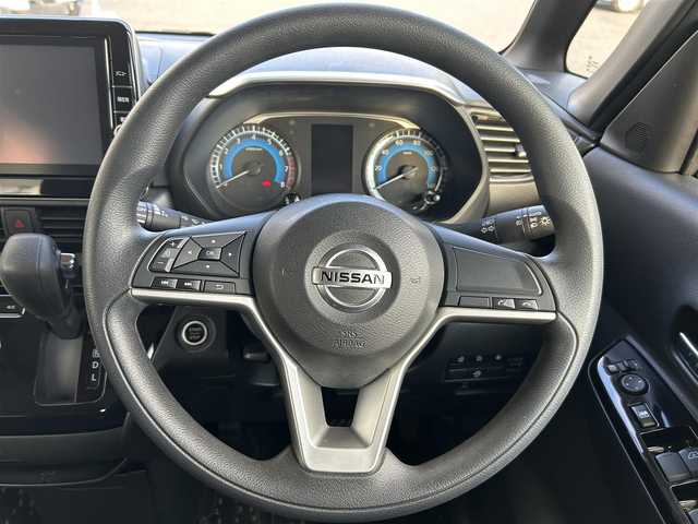 日産 ルークス ハイウェイスター X 愛知県 2021(令3)年 3.9万km ブラック /ワンオーナー車//R4/R5/R6/R7 D記録簿//純正メモリナビ//AM/FM/CD/DVD/フルセグ/BT/AUX//エマージェンシーブレーキ//車線逸脱警報//先行車発進お知らせ//標識検知機能//クリアランスソナー//ETC//両側パワースライドドア//オートLEDヘッドライト//フォグランプ//ヘッドライトレベライザー//車速連動ワイパー//ステアスイッチ//電格ミラー//オートリトラクタブルウィンカーミラー//ISOFIX//プッシュスタート//純正ドアバイザー//純正フロアマット//取説//保証書