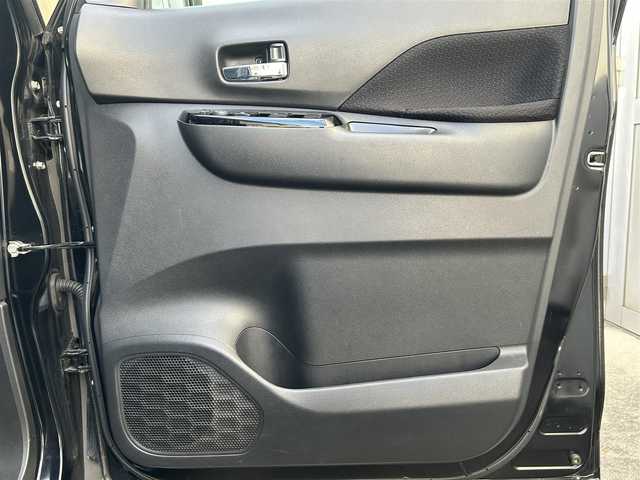 日産 ルークス ハイウェイスター X 愛知県 2021(令3)年 3.9万km ブラック /ワンオーナー車//R4/R5/R6/R7 D記録簿//純正メモリナビ//AM/FM/CD/DVD/フルセグ/BT/AUX//エマージェンシーブレーキ//車線逸脱警報//先行車発進お知らせ//標識検知機能//クリアランスソナー//ETC//両側パワースライドドア//オートLEDヘッドライト//フォグランプ//ヘッドライトレベライザー//車速連動ワイパー//ステアスイッチ//電格ミラー//オートリトラクタブルウィンカーミラー//ISOFIX//プッシュスタート//純正ドアバイザー//純正フロアマット//取説//保証書