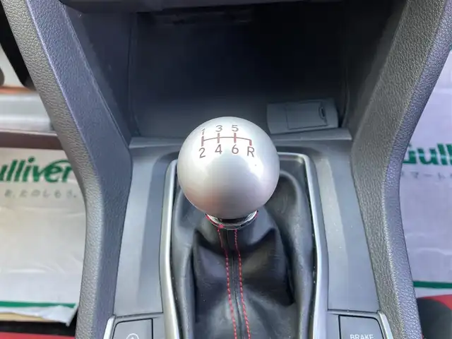 ホンダ シビック タイプR 静岡県 2017(平29)年 5.5万km チャンピオンシップホワイト 6MT車/純正ナビ/フルセグTV/バックモニター/ドライブレコーダー/クルーズコントロール/LEDヘッドランプ/オートライト/オートエアコン/革巻きステアリング/ステアリングスイッチ/純正20インチアルミホイール/スマートキー/プッシュエンジンスタート/禁煙車