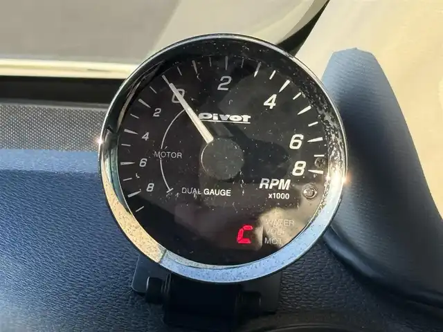 ホンダ ヴェゼル ハイブリッド Z ホンダセンシング 東京都 2017(平29)年 2.6万km ホワイトオーキッドパール 純正8インチナビ(VXM-175VFEi)/【CD/DVD/FM/AM/TV/BT/SD/USB/ ipod/VTR/AUX/HDMI】/バックカメラ/ビルトインETC/前後ドライブレコーダー/衝突軽減ブレーキ/車線維持システム/アダクティブクルーズコントロール/パワーシート/シートメモリー/シートヒーター/レザーシート/パドルシフト/LEDヘッドライト/LEDフォグライト/純正17インチAW/プッシュスタート/スマートキー/スペアキー×１