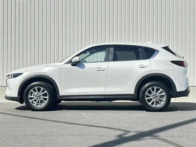 マツダ ＣＸ－５ XD プロアクティブ 群馬県 2023(令5)年 1万km ロジウムホワイトプレミアムメタリック 純正10.25インチディスプレイナビ/（Bluetooth/AppleCarPlay/AndroidAuto/USB）/フルセグテレビ/360度ビューモニター/アドバンストスマートシティブレーキサポート/後退時スマートシティブレーキサポート/誤発進抑制制御/スマートブレーキサポート/レーダークルーズコントロール/ブラインドスポットモニター/車線逸脱警報システム/レーンキープアシストシステム/パーキングセンサー（前後）/ドライバーアテンションアラート/パワーシート/シートメモリー/シートヒーター/ステアリングヒーター/前後ドライブレコーダー/パワーバックドア/パドルシフト/置くだけ充電/アダプティブLEDヘッドライト/取扱説明書/保証書