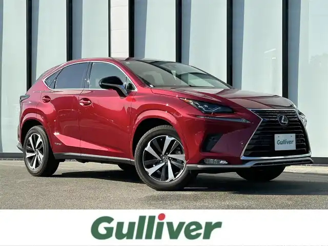 レクサス ＮＸ 300h スパイス&シック 大阪府 2020(令2)年 0.9万km レッドマイカクリスタルシャイン 純正ナビ　/　フルセグテレビ/BT/CD/DVD/USB/AUX/ETC/バックカメラ　/前後ドライブレコーダー/前席メモリー機能付きパワーシート　/前席シートヒーター　/エアシート  /電動リアゲート  /コーナーセンサー /BSM/レーンアシスト/オートマチックハイビーム/衝突軽減システム/横滑り防止装置/純正フロアマット/純正18インチアルミホイール/LED