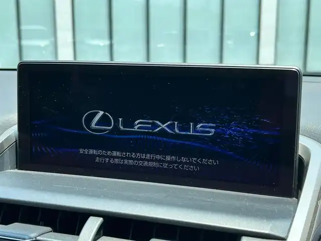 レクサス ＮＸ 300h スパイス&シック 大阪府 2020(令2)年 0.9万km レッドマイカクリスタルシャイン 純正ナビ　/　フルセグテレビ/BT/CD/DVD/USB/AUX/ETC/バックカメラ　/前後ドライブレコーダー/前席メモリー機能付きパワーシート　/前席シートヒーター　/エアシート  /電動リアゲート  /コーナーセンサー /BSM/レーンアシスト/オートマチックハイビーム/衝突軽減システム/横滑り防止装置/純正フロアマット/純正18インチアルミホイール/LED