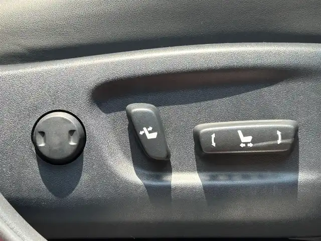レクサス ＮＸ 300h スパイス&シック 大阪府 2020(令2)年 0.9万km レッドマイカクリスタルシャイン 純正ナビ　/　フルセグテレビ/BT/CD/DVD/USB/AUX/ETC/バックカメラ　/前後ドライブレコーダー/前席メモリー機能付きパワーシート　/前席シートヒーター　/エアシート  /電動リアゲート  /コーナーセンサー /BSM/レーンアシスト/オートマチックハイビーム/衝突軽減システム/横滑り防止装置/純正フロアマット/純正18インチアルミホイール/LED