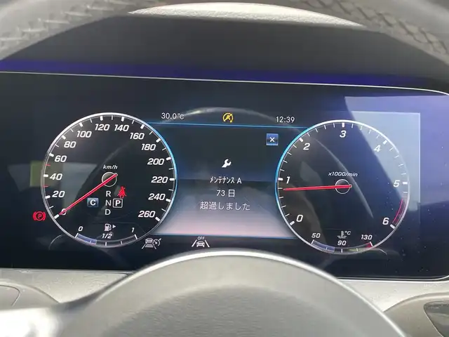 メルセデス・ベンツ ＣＬＳ２２０ｄ スポーツ エクスクルーシブPKG 千葉県 2020(令2)年 5.7万km ダイヤモンドホワイト エクスクルーシブパッケージ(￥575/000)/　ブルメスターサウンド/ヘッドアップディスプレイ/　ナッパレザーシート/エアサスペンション/ガラススライディングルーフ(￥156/000)/レーダーセーフティパッケージ/　衝突軽減ブレーキ/レーンキープアシスト/　レーダークルーズコントロール/ブラインドスポットモニター/　クリアランスソナー/12.3インチメーカーナビ/　フルセグ/BT/USB/カープレイ/全方位カメラ/ステアリングスイッチ/パドルシフト/ETC2.0/パワーシート(D/N席)/メモリーシート(D/N席)/シートヒーター(D/N/2列席)/エアシート(D/N席)/アンビエントライト/LEDヘッドライト/オートライト/オートハイビーム/スマートキー/プッシュスタート/純正19インチAW