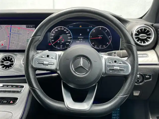 メルセデス・ベンツ ＣＬＳ２２０ｄ スポーツ エクスクルーシブPKG 千葉県 2020(令2)年 5.7万km ダイヤモンドホワイト エクスクルーシブパッケージ(￥575/000)/　ブルメスターサウンド/ヘッドアップディスプレイ/　ナッパレザーシート/エアサスペンション/ガラススライディングルーフ(￥156/000)/レーダーセーフティパッケージ/　衝突軽減ブレーキ/レーンキープアシスト/　レーダークルーズコントロール/ブラインドスポットモニター/　クリアランスソナー/12.3インチメーカーナビ/　フルセグ/BT/USB/カープレイ/全方位カメラ/ステアリングスイッチ/パドルシフト/ETC2.0/パワーシート(D/N席)/メモリーシート(D/N席)/シートヒーター(D/N/2列席)/エアシート(D/N席)/アンビエントライト/LEDヘッドライト/オートライト/オートハイビーム/スマートキー/プッシュスタート/純正19インチAW